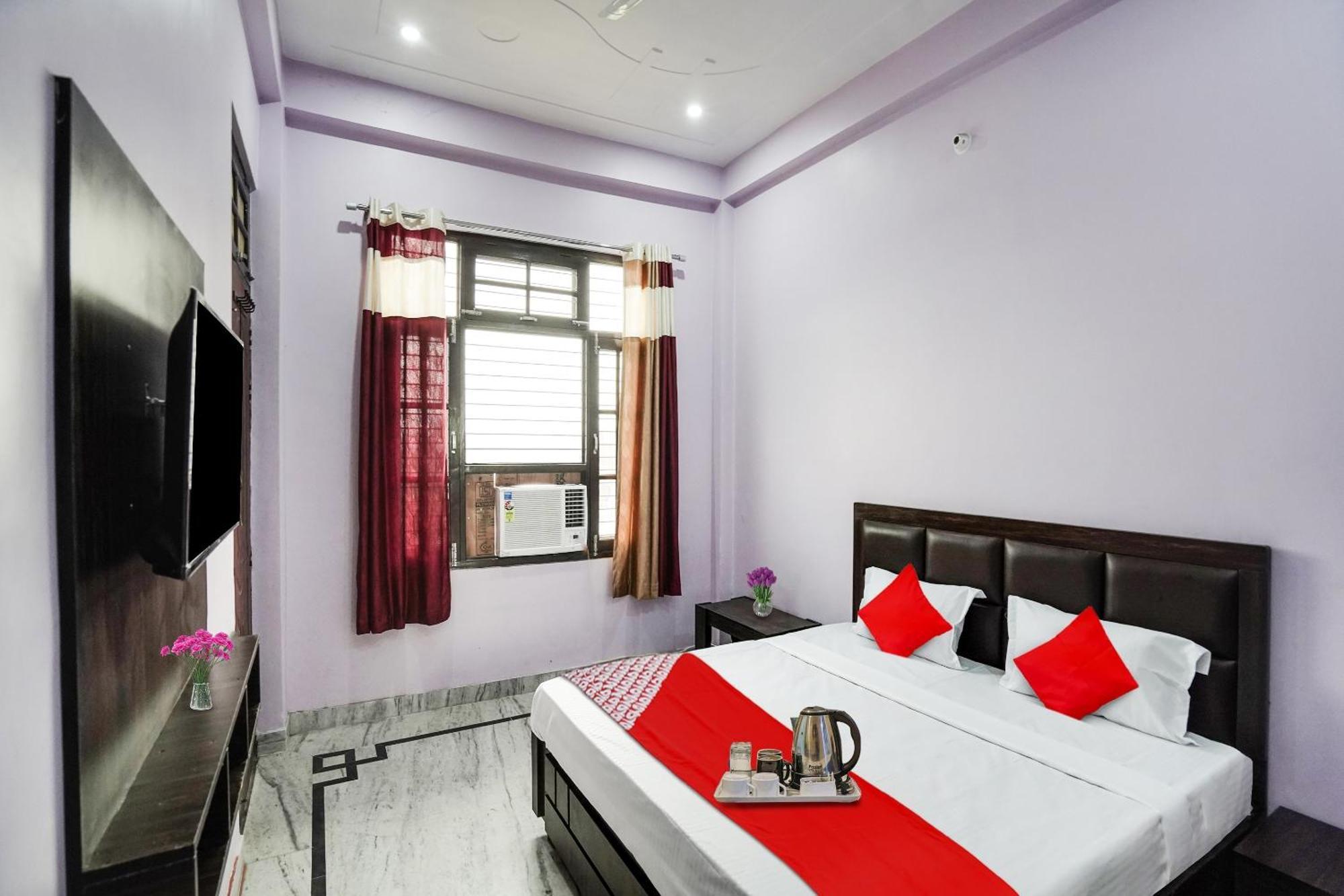Hotel O Ayurma Inn Chinhat Екстериор снимка