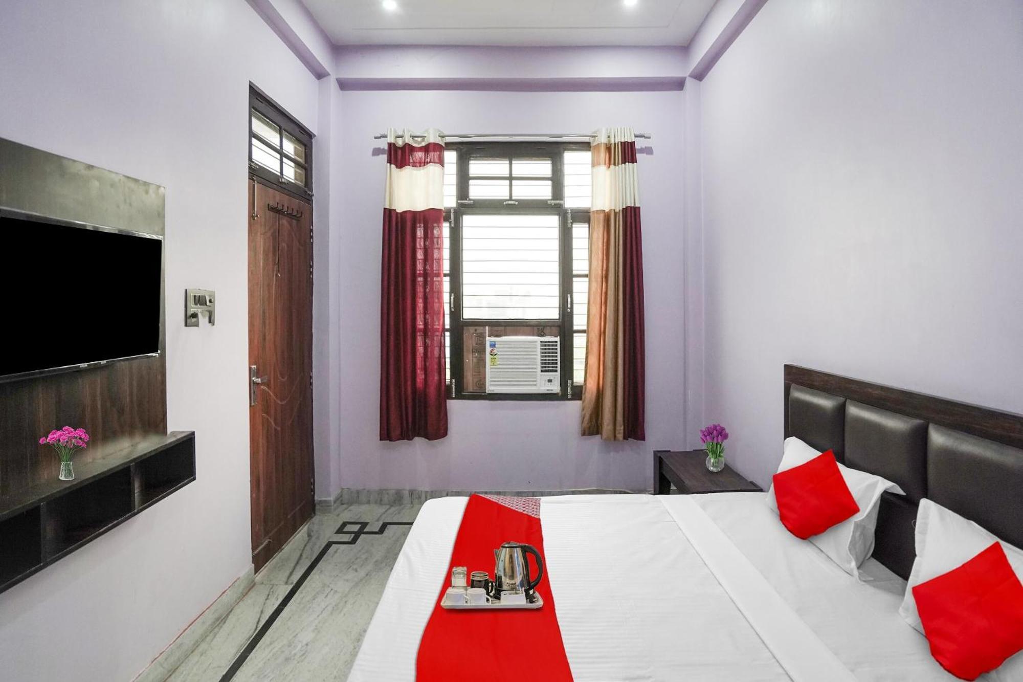 Hotel O Ayurma Inn Chinhat Екстериор снимка